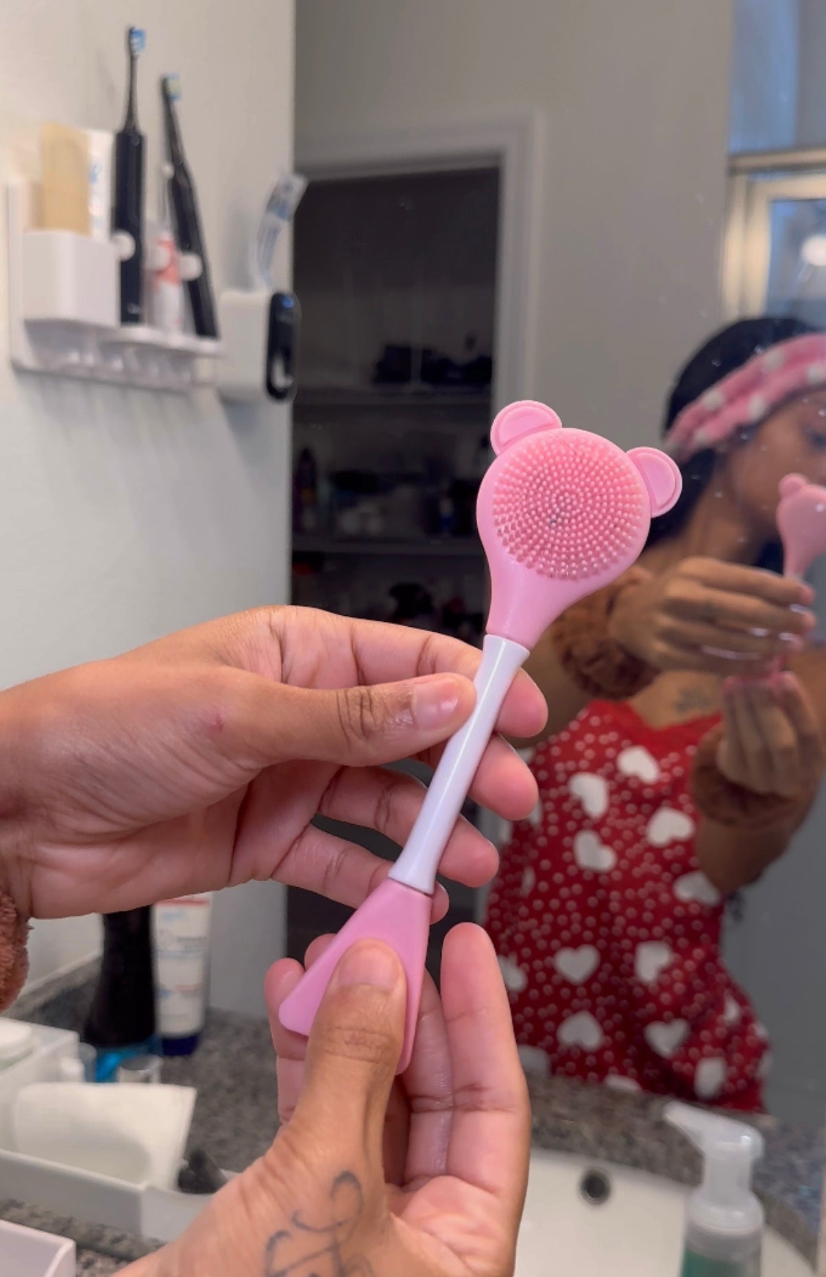 TG Bear Face Brush
