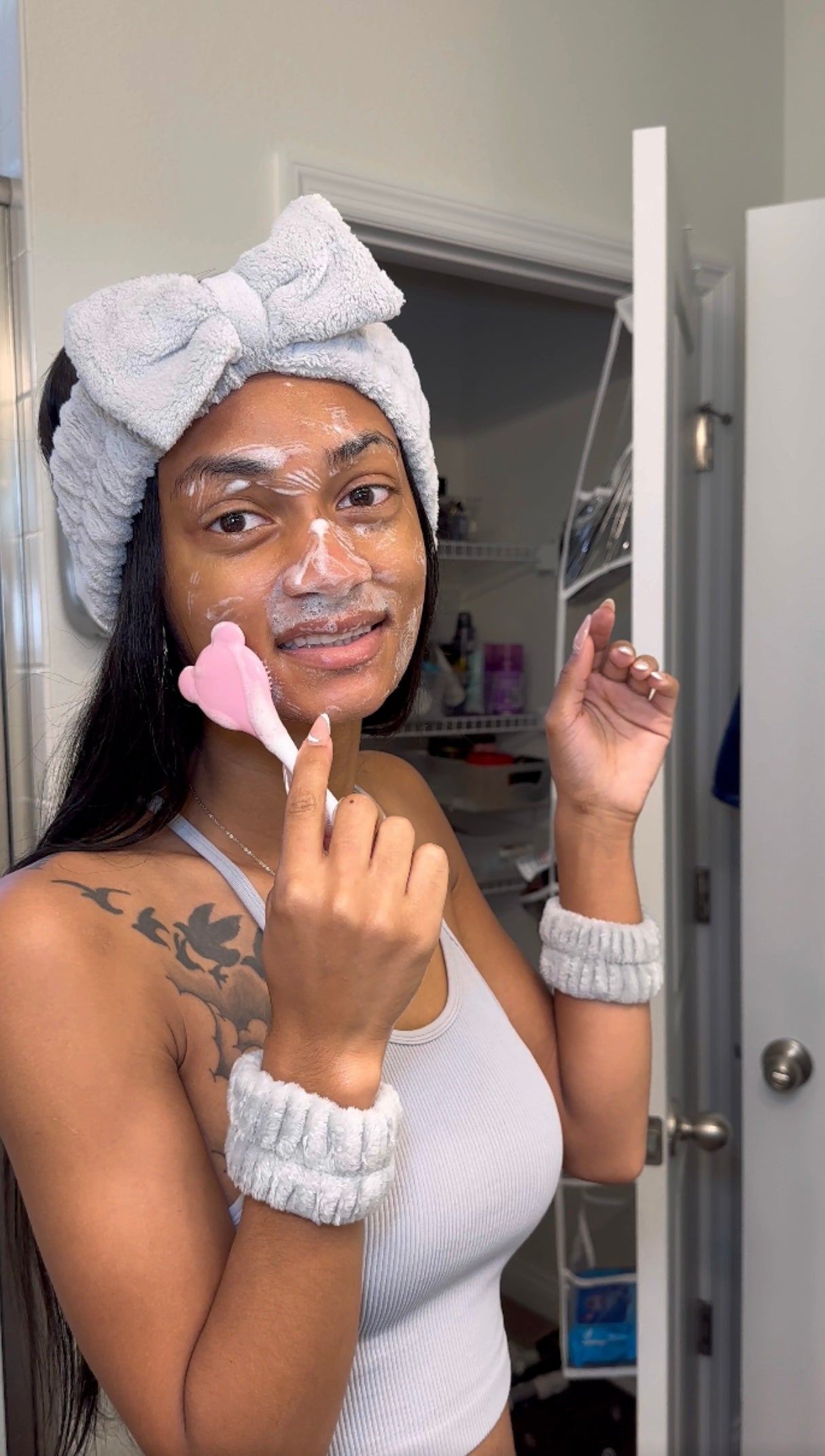 TG Butterfly Face Wash Headband and Water Absorbent Wristbands